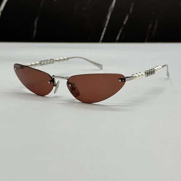 NEW GUCCI SUNGLASSES SILVER CAT EYE WOMEN EYEWEAR GUCCI  display picture 2